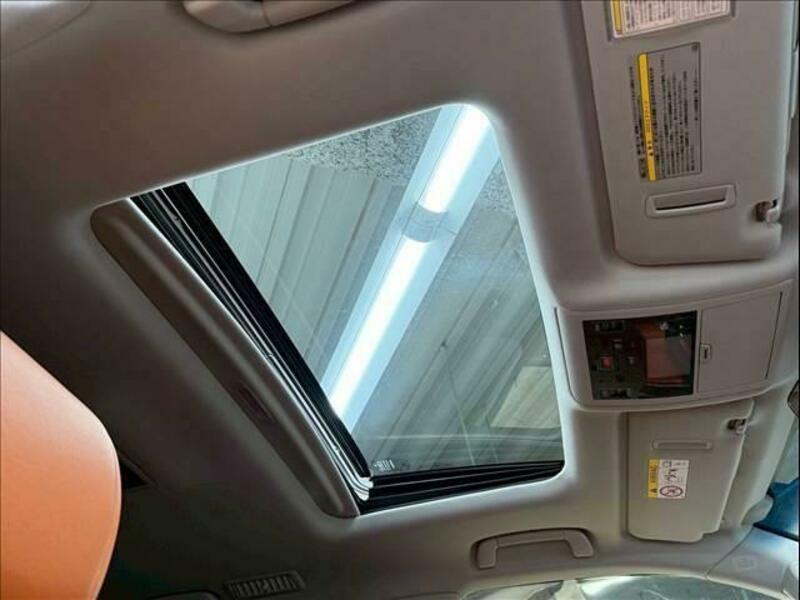 LX