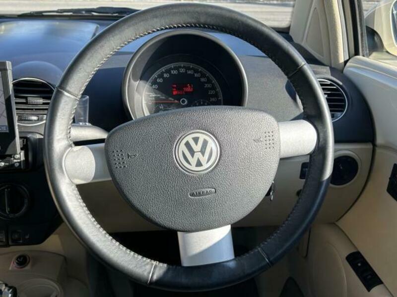 NEW BEETLE-11