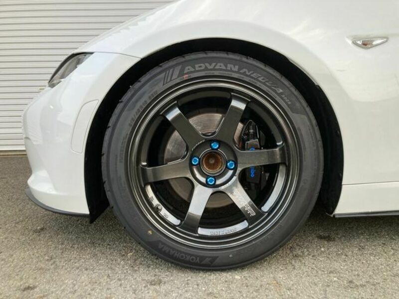 ROADSTER