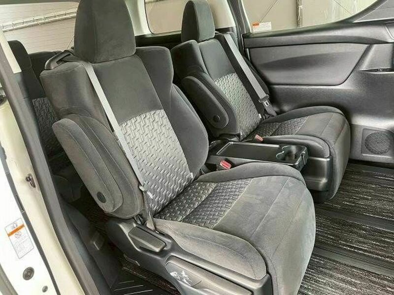 VELLFIRE-5