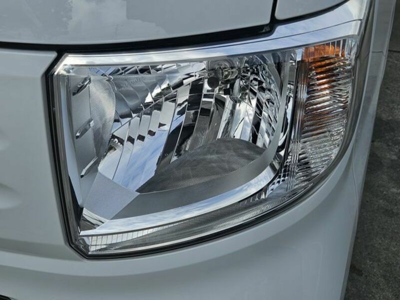 N-VAN