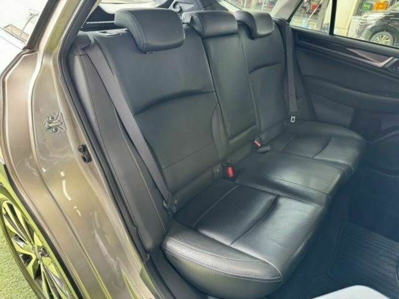LEGACY OUTBACK