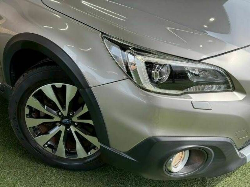 LEGACY OUTBACK