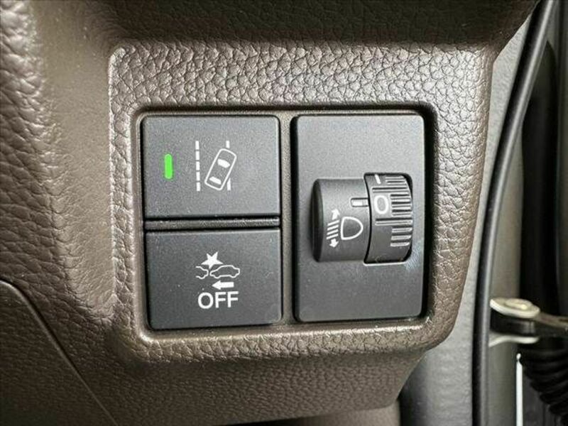 N BOX