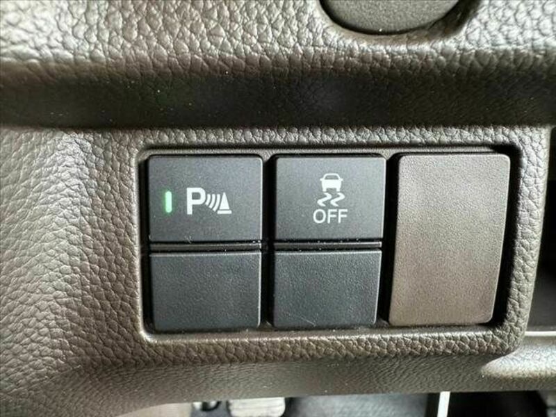 N BOX