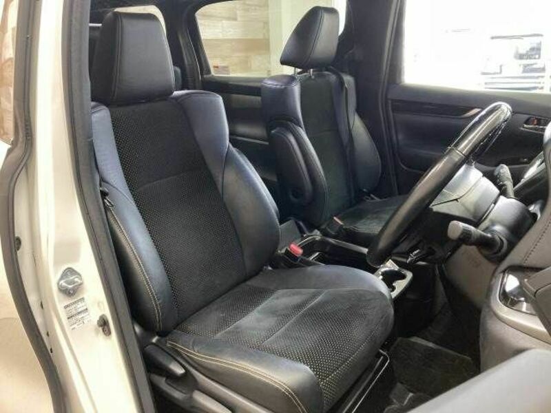 VELLFIRE-10