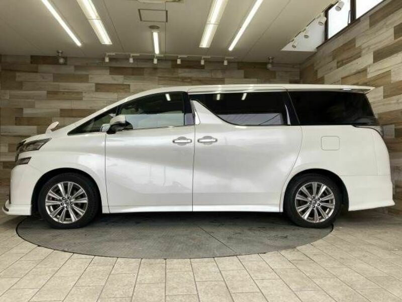 VELLFIRE-14