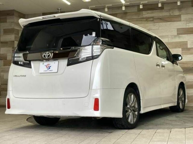 VELLFIRE-16
