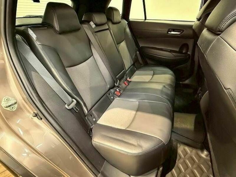 COROLLA CROSS