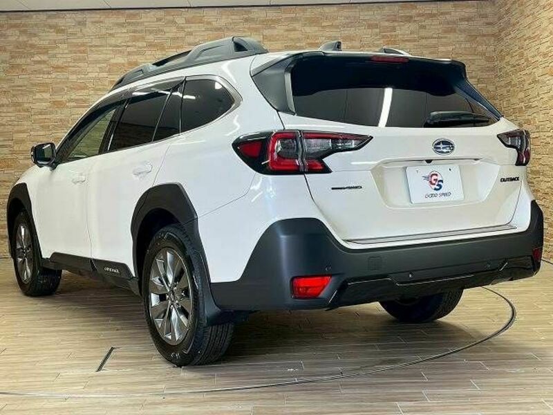 LEGACY OUTBACK