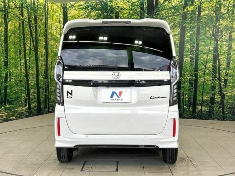 N BOX CUSTOM