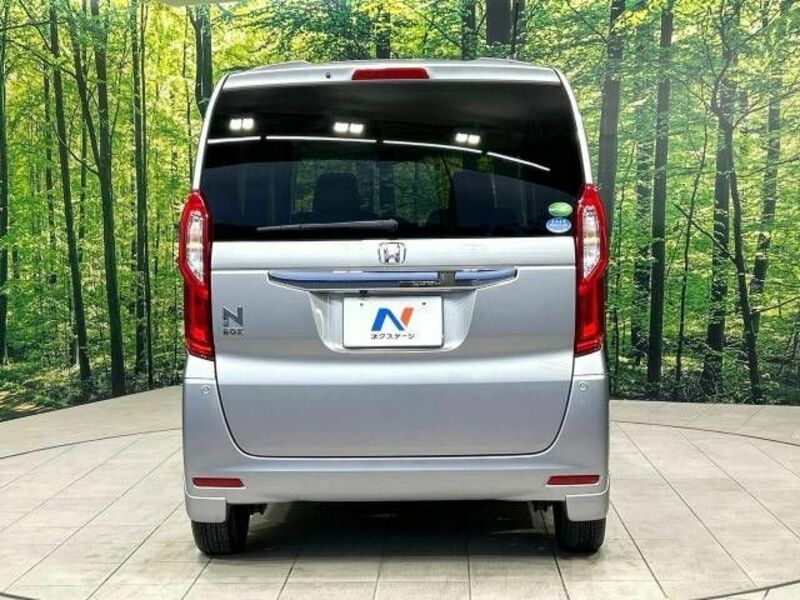 N BOX