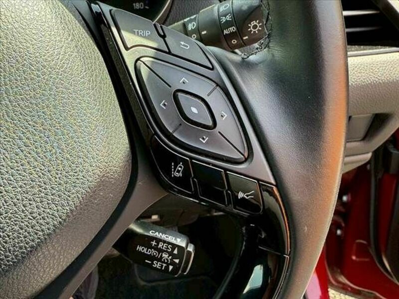 C-HR-21