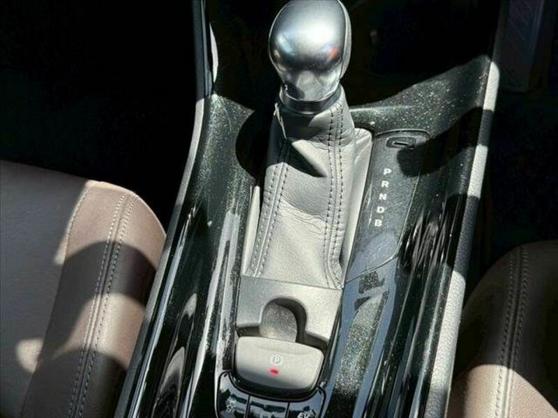 C-HR-28