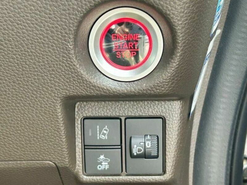N BOX