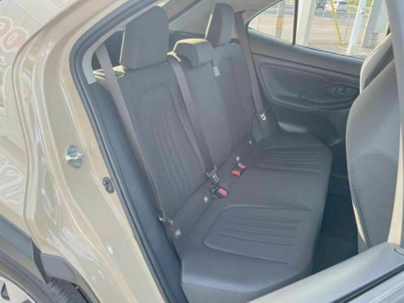 YARIS CROSS