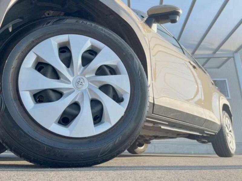 YARIS CROSS