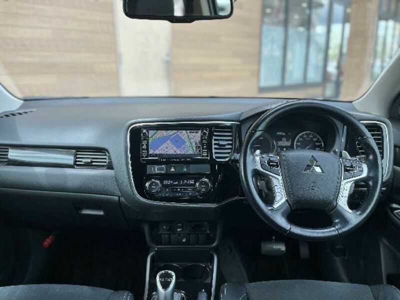 OUTLANDER PHEV