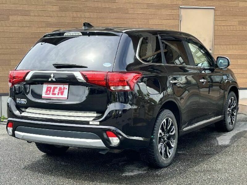 OUTLANDER PHEV