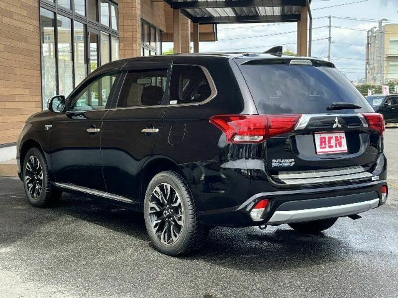 OUTLANDER PHEV