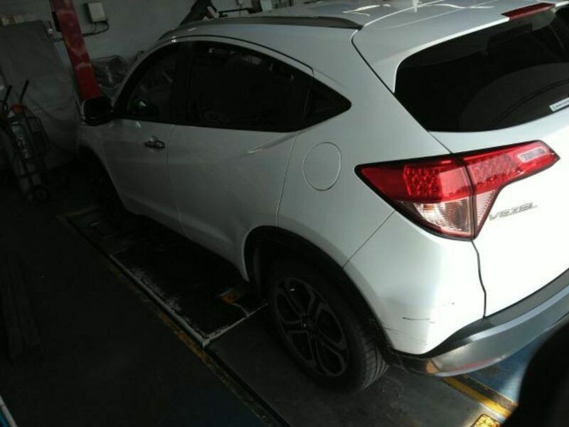 VEZEL-2