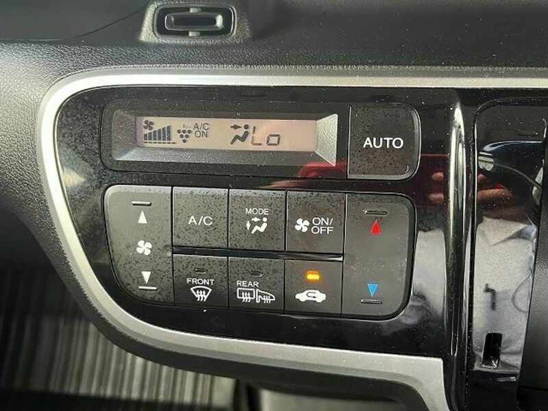 N BOX CUSTOM-14