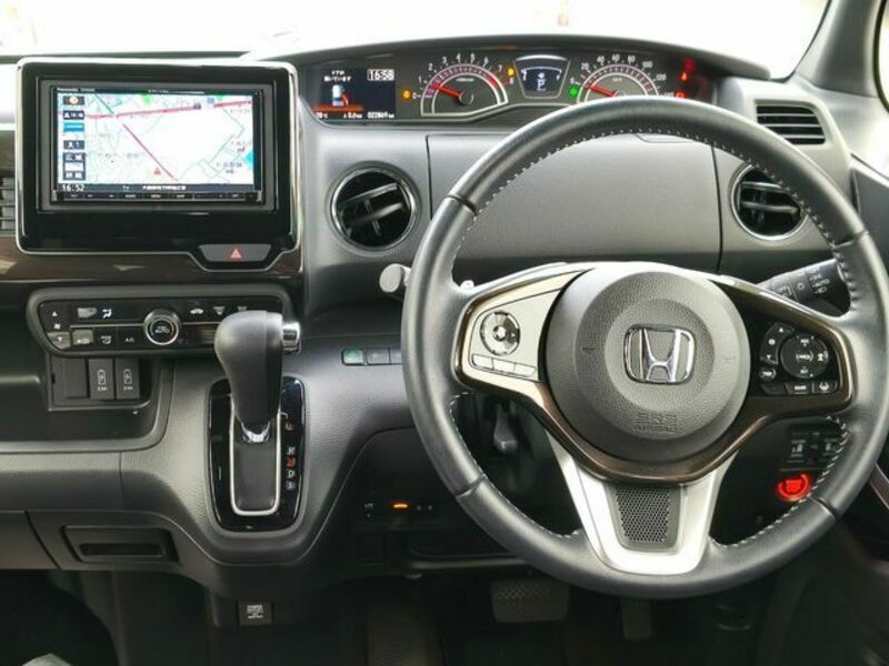 N BOX CUSTOM-1