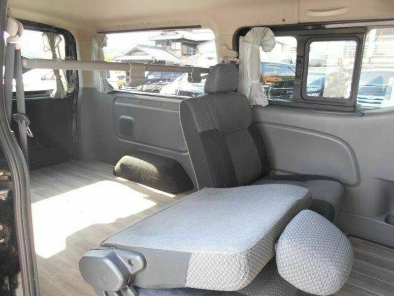 NV350 CARAVAN