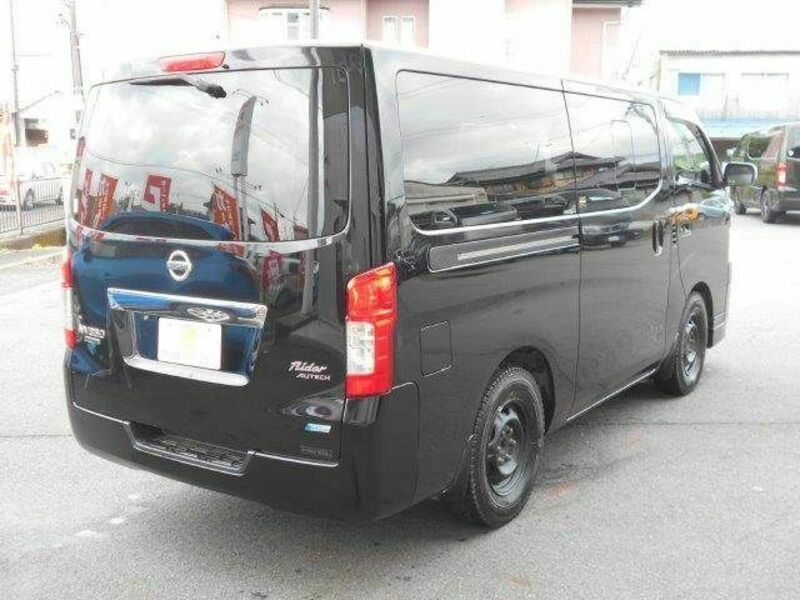 NV350 CARAVAN