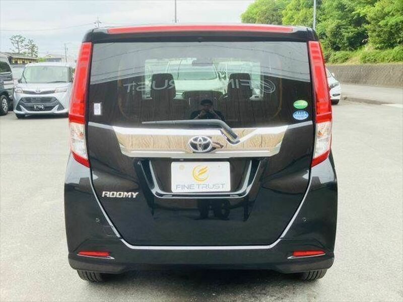 ROOMY
