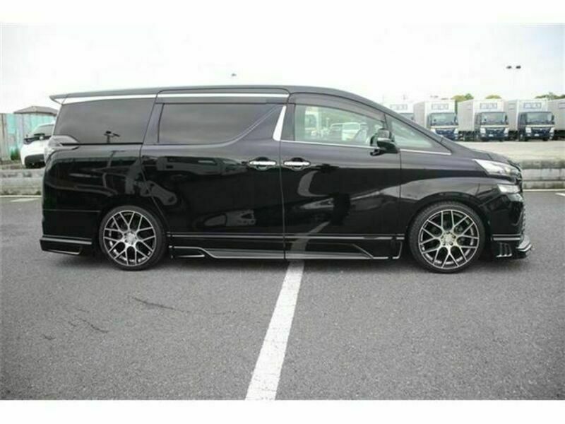 VELLFIRE-9