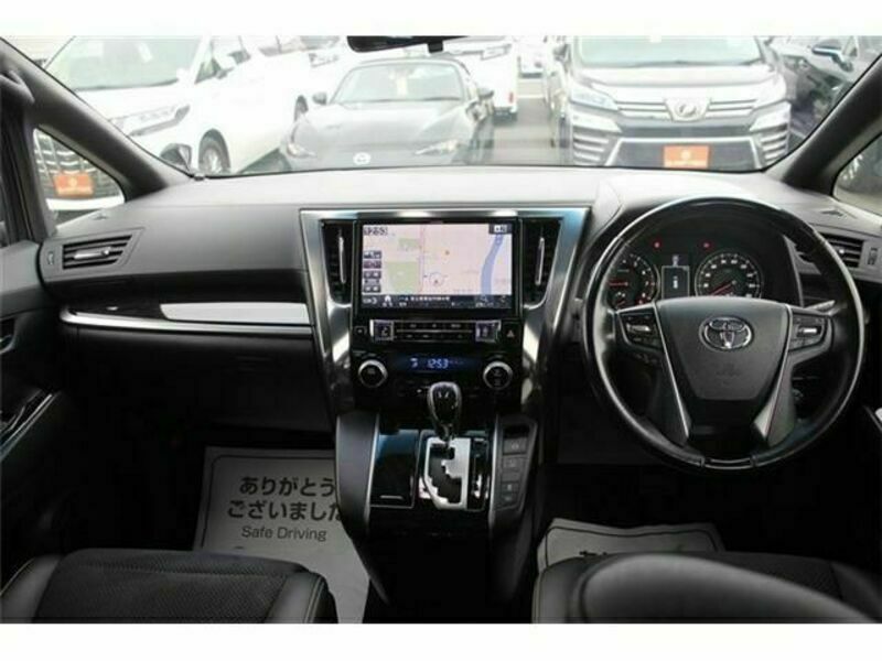 VELLFIRE-15