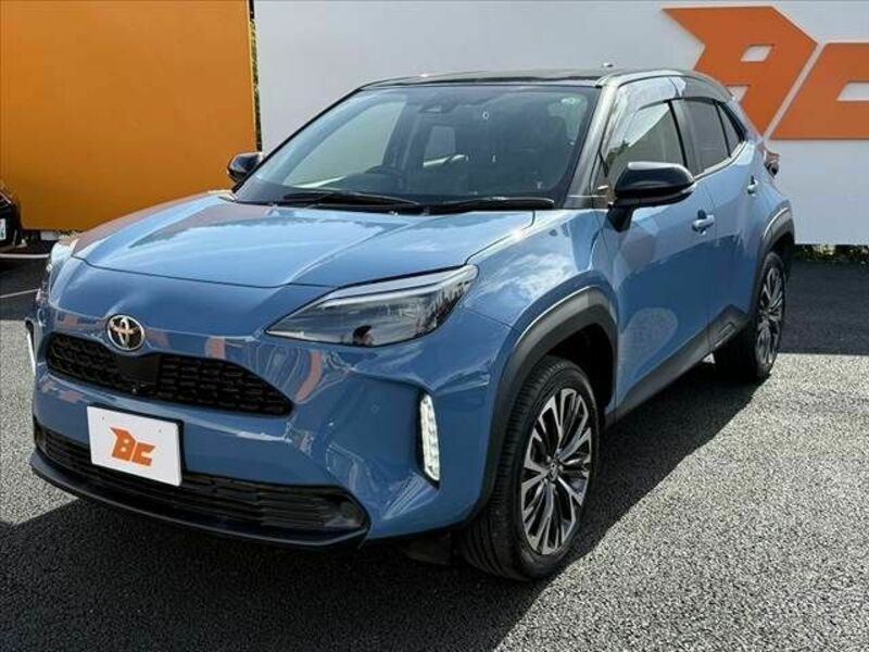 YARIS CROSS