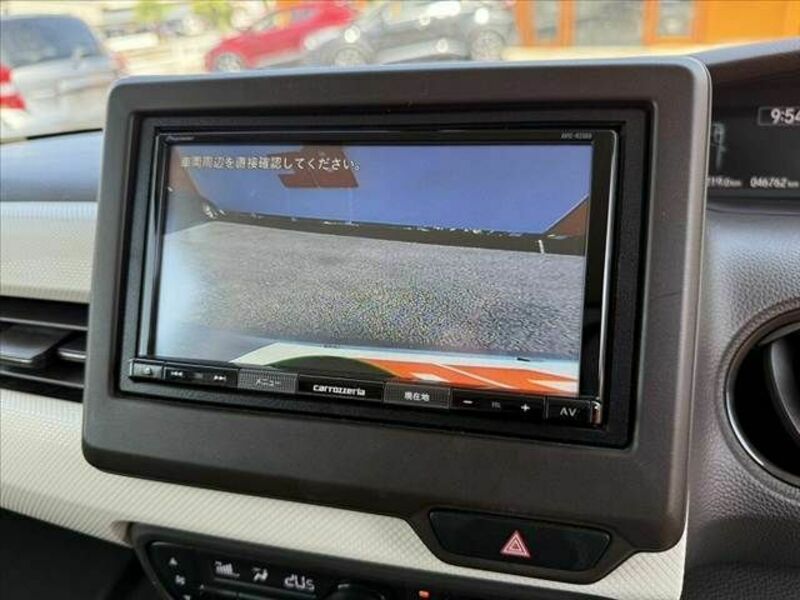 N BOX