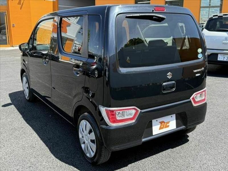 WAGON R-14