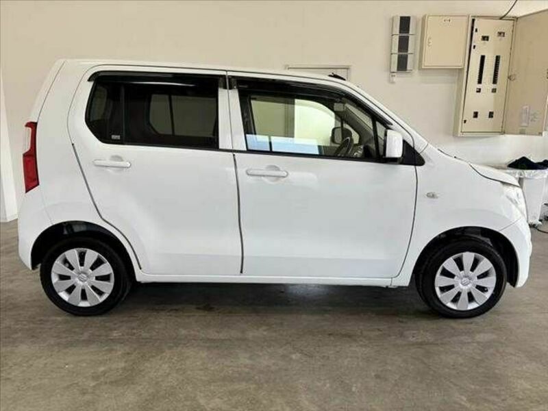 WAGON R-10