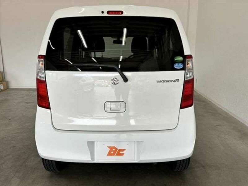 WAGON R-13