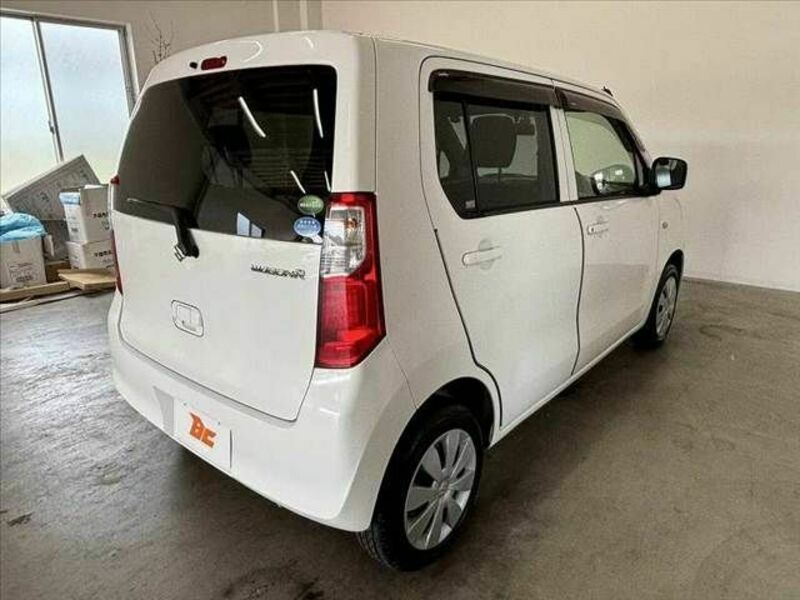 WAGON R-14