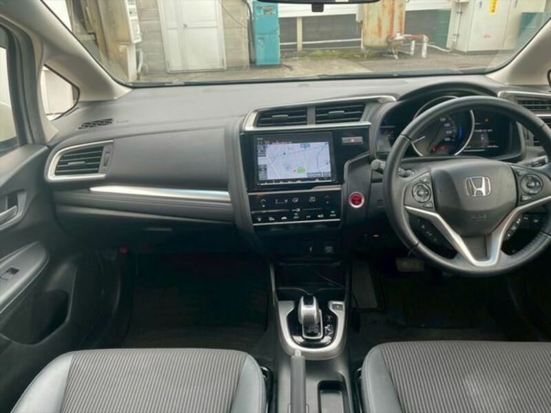 FIT HYBRID