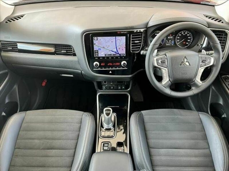 OUTLANDER PHEV