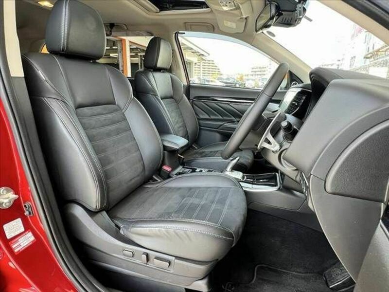 OUTLANDER PHEV