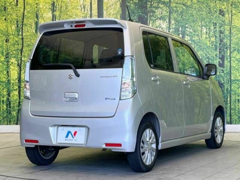 WAGON R-16