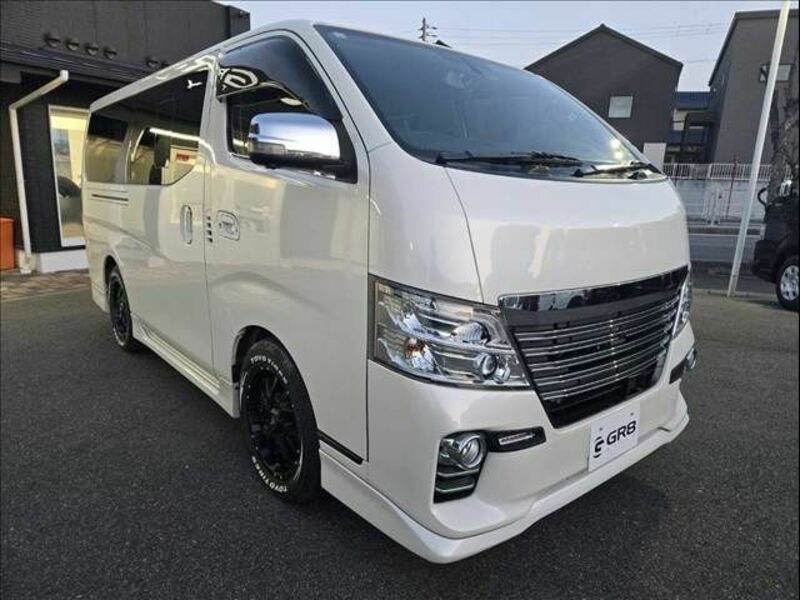 NV350 CARAVAN-10