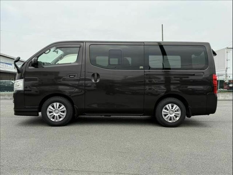 NV350 CARAVAN-13