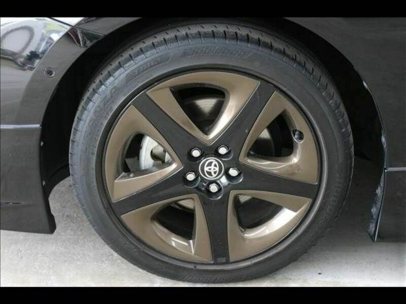 PRIUS PHV-9