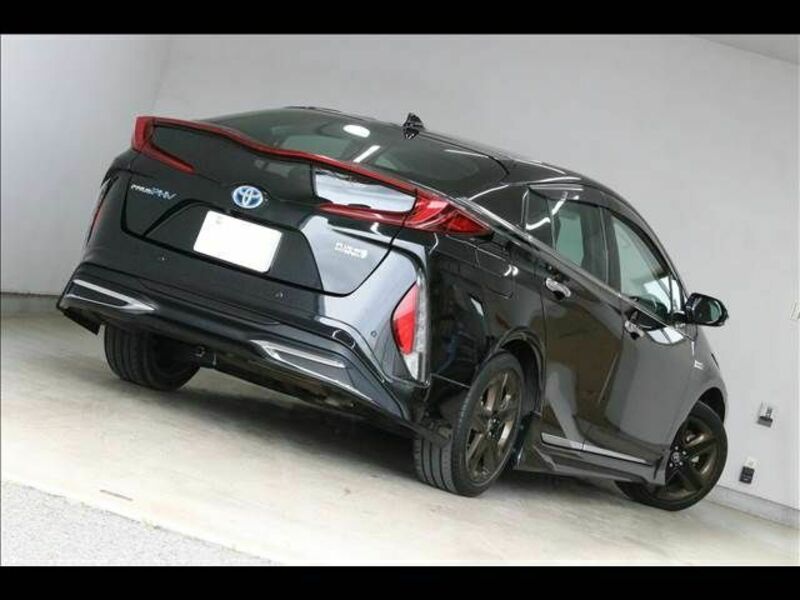 PRIUS PHV-11