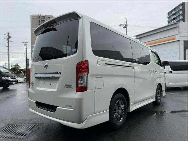 NV350 CARAVAN