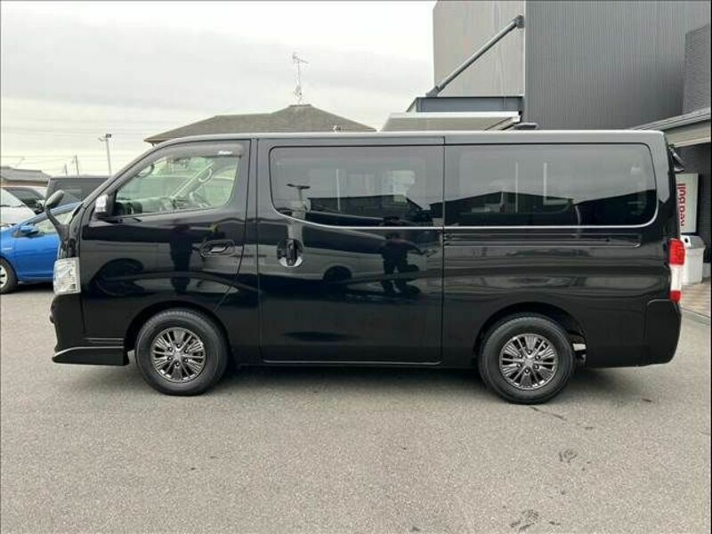 NV350 CARAVAN