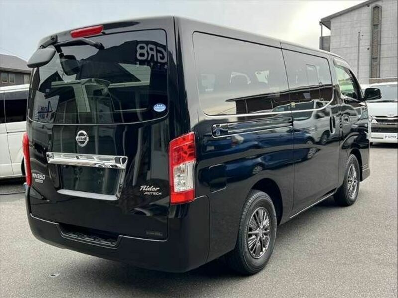NV350 CARAVAN