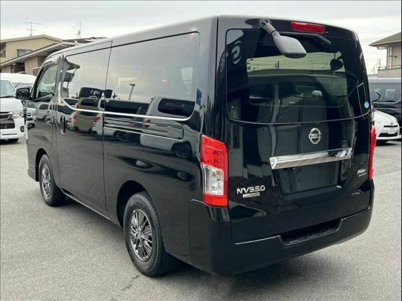 NV350 CARAVAN
